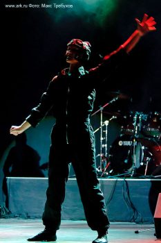 Ольга Арефьева и «Ковчег». Фотографии с электрического концерта в Киеве 5 ноября 2011. Фото Макса Требухова