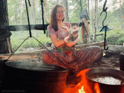 Укулеле & йога лагерь на Ладоге, июль 2022. Фото Яны Лебедевой